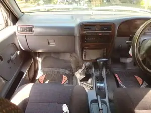 Nissan D22 1998 Pickup (Used)