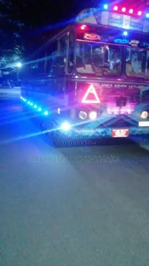Ashok-Leyland Hino Power 2006 Bus (Used)