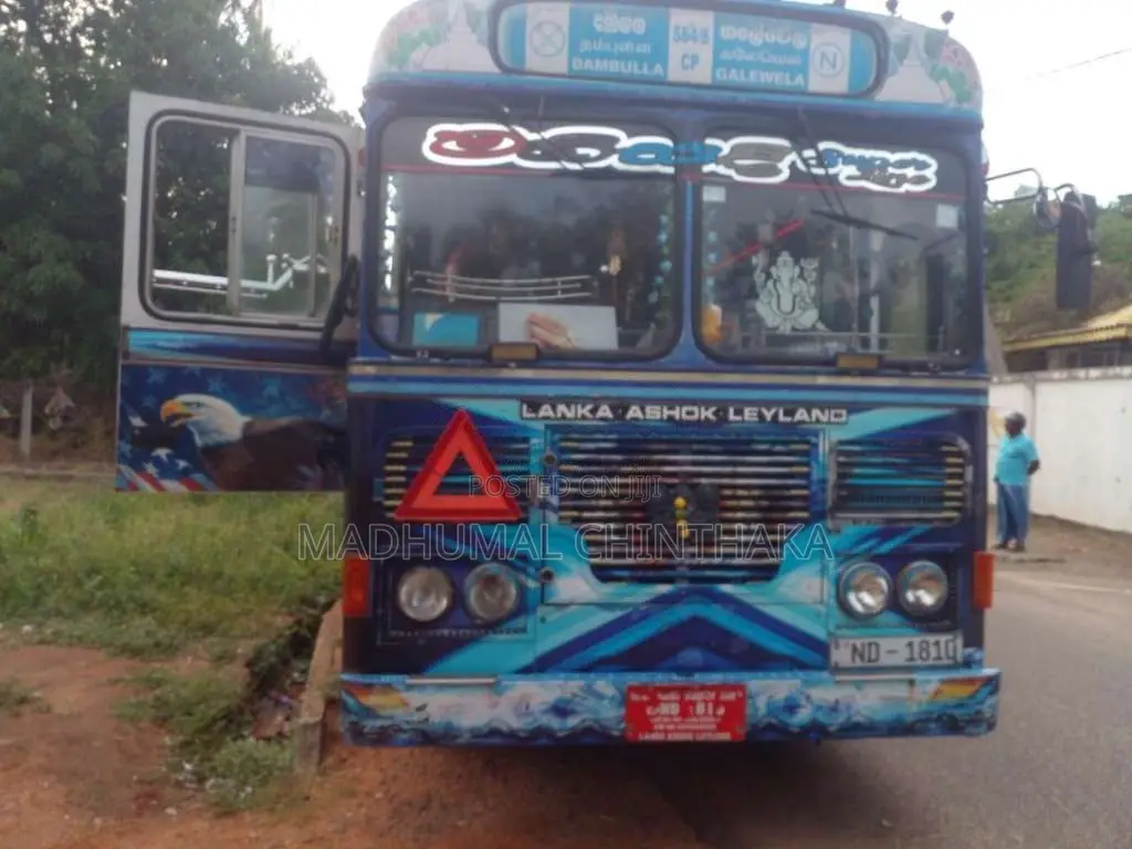 Ashok-Leyland Hino Power 2006 Bus (Used)