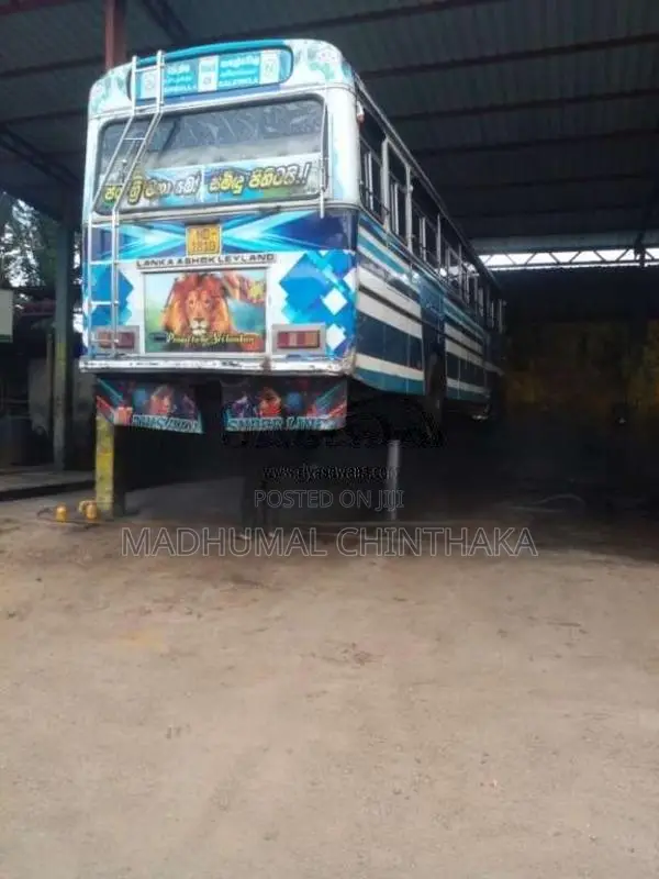 Ashok-Leyland Hino Power 2006 Bus (Used)