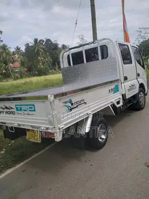 Toyota Dyna 2003 Crew Cab (Used)