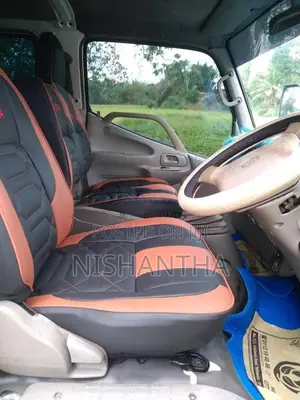 Toyota Dyna 2003 Crew Cab (Used)