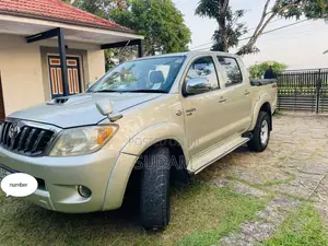 Toyota Hilux 2007 Pickup (Used)