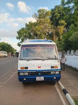 Isuzu Journey 1987 Bus (Used)