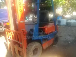 Toyota Forkilft Ton 2 2019 Heavy-Duty (Used)