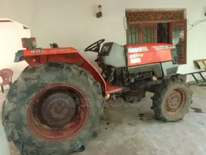 Kubota L4508 2019 Tractor (Used)