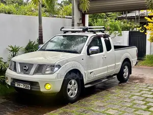 Nissan Navara Thailand 2010 Pickup (Used)