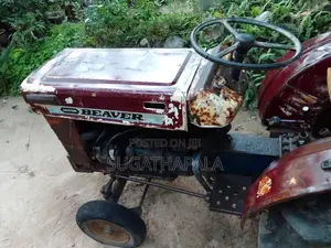 Mitsubishi Mitsubishi 2010 Tractor (Used)