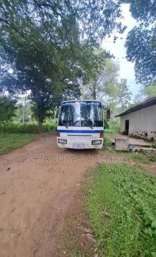 Mitsubishi Dolphin Fuso 1991 Bus (Used)
