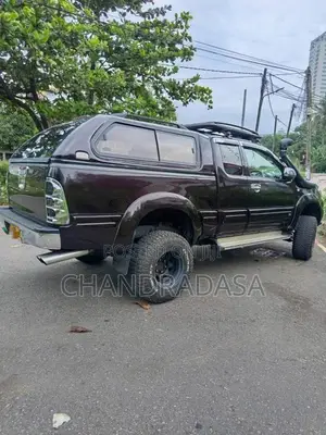 Toyota Hilux 2009 Pickup (Used)