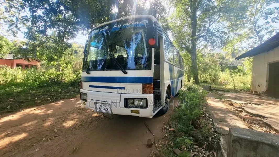 Mitsubishi Dolphin Fuso 1991 Bus (Used)