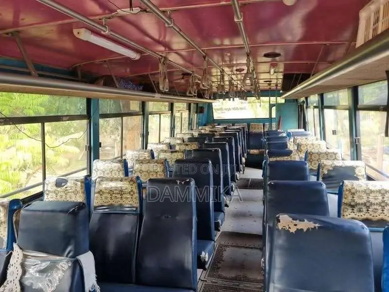 Tata Starbus 2010 Bus (Used)