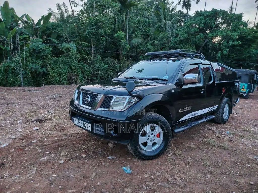 Nissan Navara Frontier 2010 Pickup (Used)