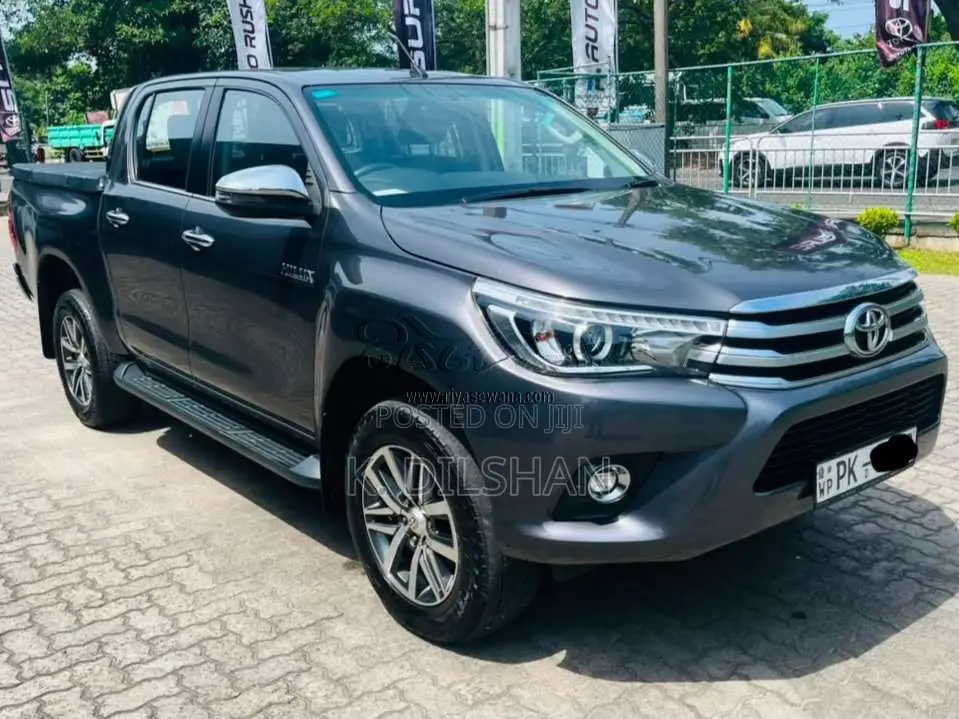 Toyota Hilux 2019 Pickup (Used)