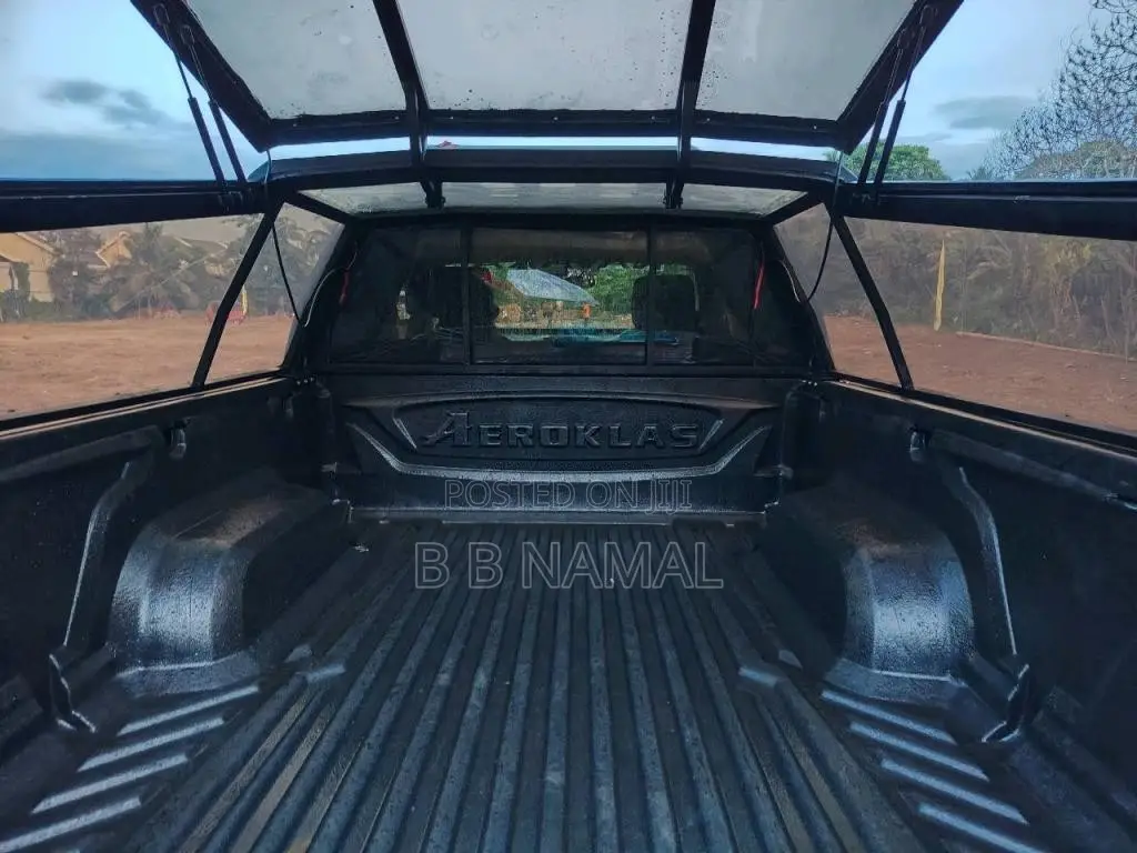 Nissan Navara Frontier 2010 Pickup (Used)