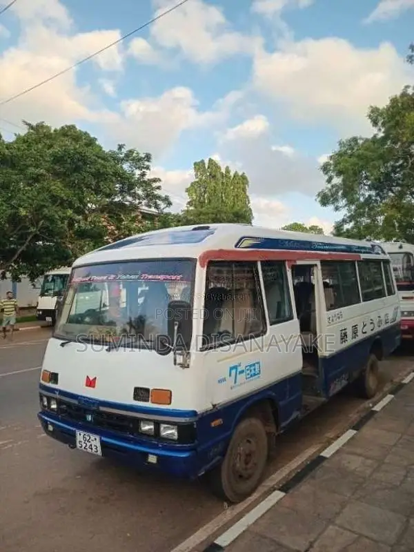 Isuzu Journey 1987 Bus (Used)