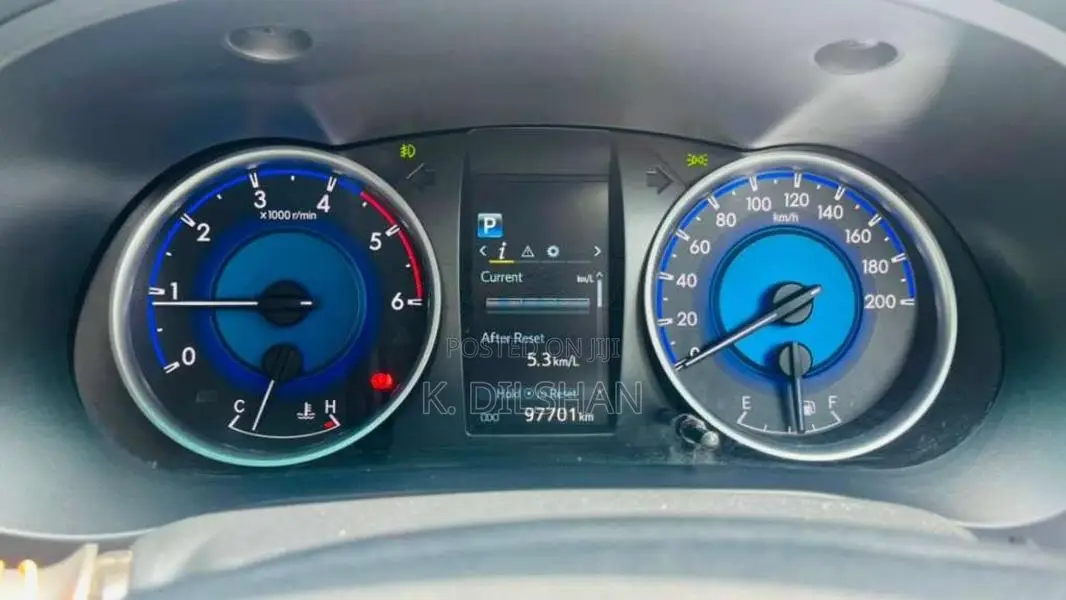 Toyota Hilux 2019 Pickup (Used)