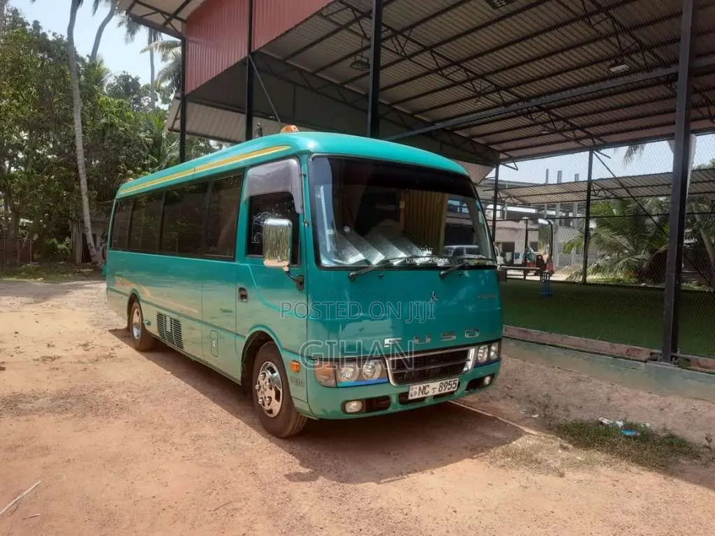 Mitsubishi Rosa 2012 Bus (Used)
