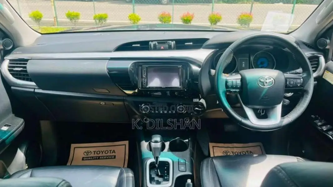 Toyota Hilux 2019 Pickup (Used)