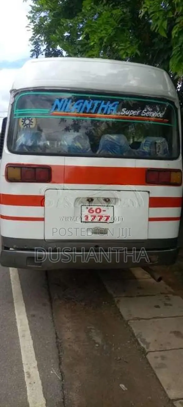 Mitsubishi Rosa 1980 Bus (Used)
