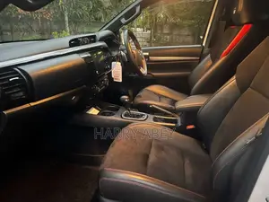 Toyota Hilux GR Sport 2024 Pickup (Used)
