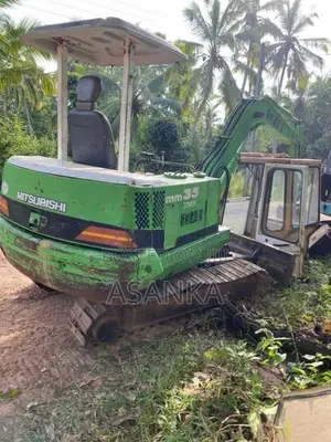 Mitsubishi Excavator MM 35 2017 Heavy-Duty (Used)
