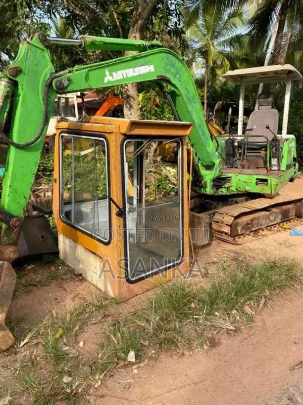 Mitsubishi Excavator MM 35 2017 Heavy-Duty (Used)
