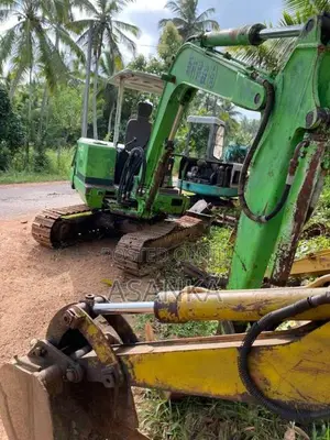 Mitsubishi Excavator MM 35 2017 Heavy-Duty (Used)