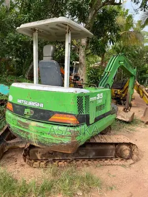 Mitsubishi Excavator MM 35 2017 Heavy-Duty (Used)