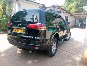 Mitsubishi Montero 2012 Pickup (Used)