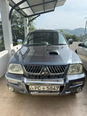 Mitsubishi L200 2011 Pickup (Used)