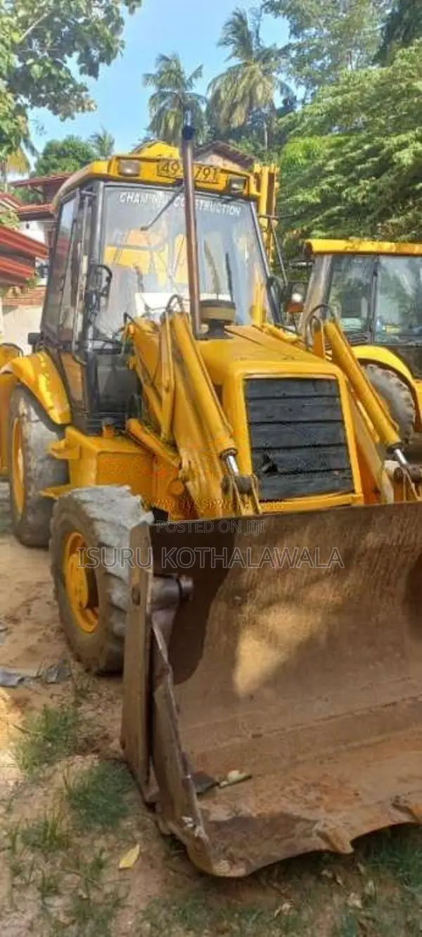 JCB 3CX 1995 Heavy-Duty (Used)