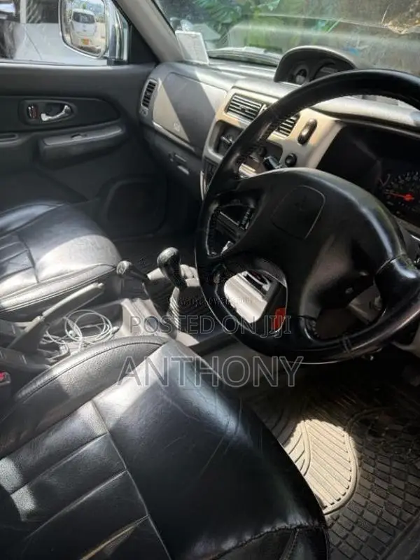 Mitsubishi L200 2011 Pickup (Used)