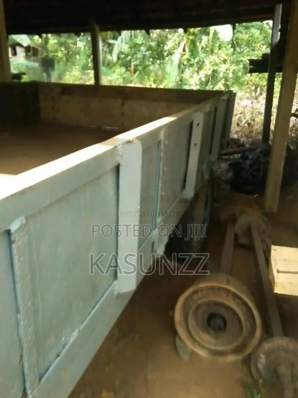 Massey-Ferguson Trailer 2023 Tractor (Used)