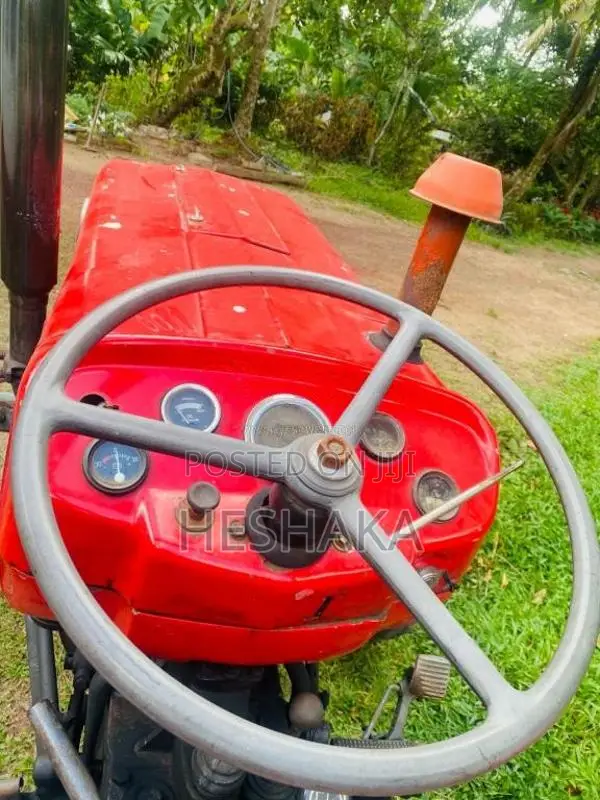 Massey-Ferguson 135 1980 Tractor (Used)