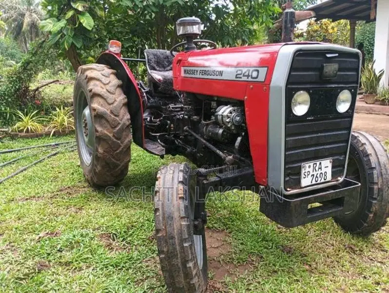 Massey-Ferguson MF 240 2007 Tractor (Used)