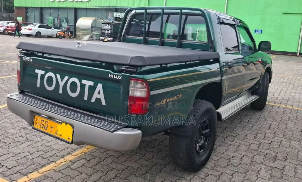 Toyota Hilux LN166R 2002 Pickup (Used)