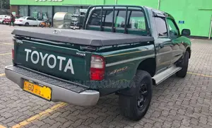 Toyota Hilux LN166R 2002 Pickup (Used)