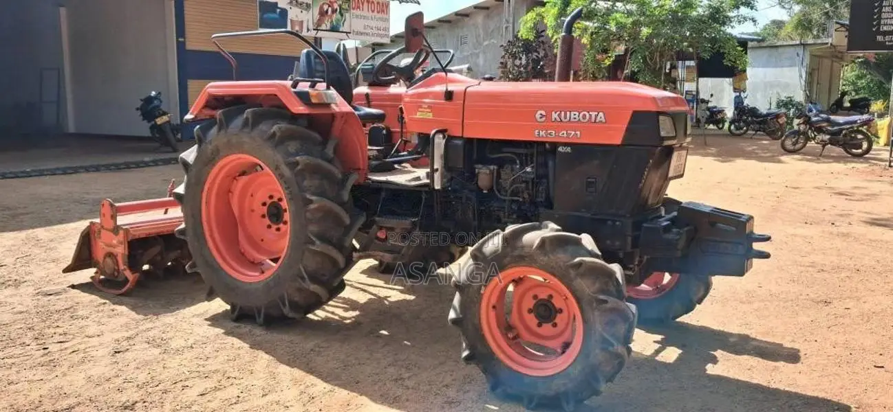 Kubota 471 2022 Tractor (Used)