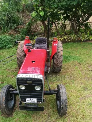 Massey-Ferguson MF 240 2007 Tractor (Used)
