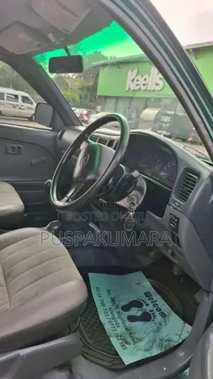 Toyota Hilux LN166R 2002 Pickup (Used)