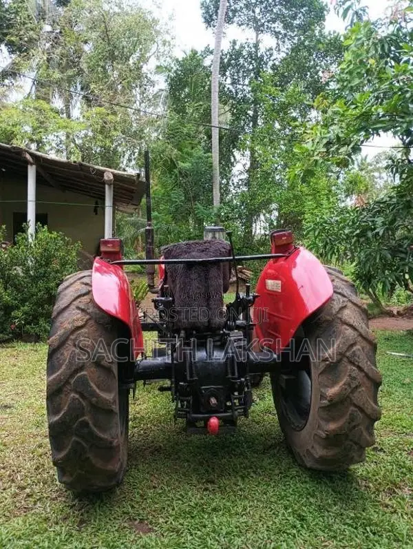 Massey-Ferguson MF 240 2007 Tractor (Used)