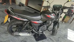 Bajaj Discover 135 2009 Bus (Used)