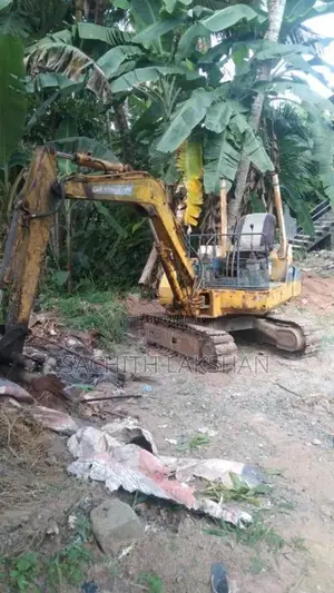 Komatsu 20 2000 Heavy-Duty (Used)