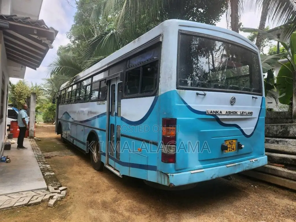 Ashok-Leyland Ashok-Leyland 2018 Bus (Used)