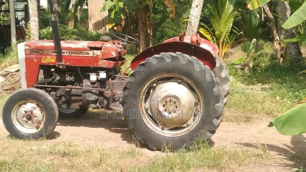 Massey-Ferguson MF240 1997 Tractor (Used)