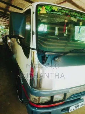 Mitsubishi Canter 2004 Crew Cab (Used)
