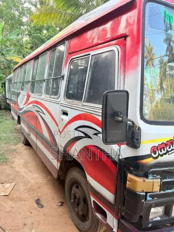 Toyota Dyna 1990 Bus Brand New