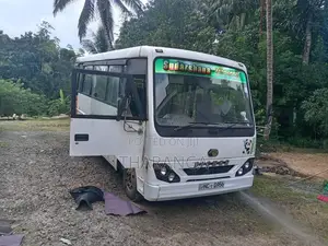 Eicher Starline 2015 Bus (Used)