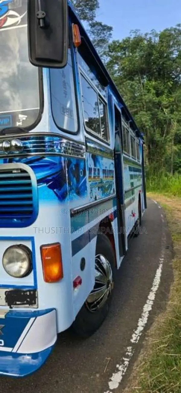 Ashok-Leyland Lynx 2014 Bus (Used)